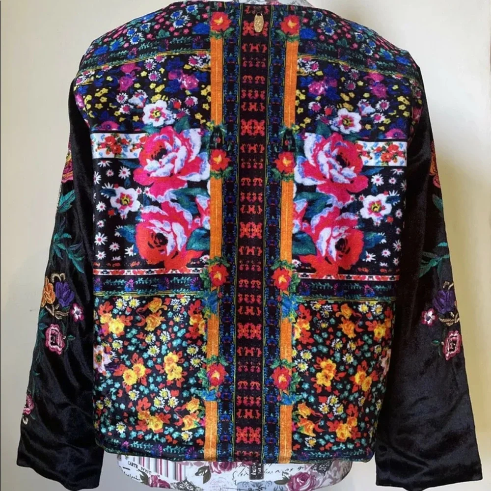 RUBY YAYA Velvet embroidered jacket Size Medium M Romero floral beaded print - Picture 12 of 12